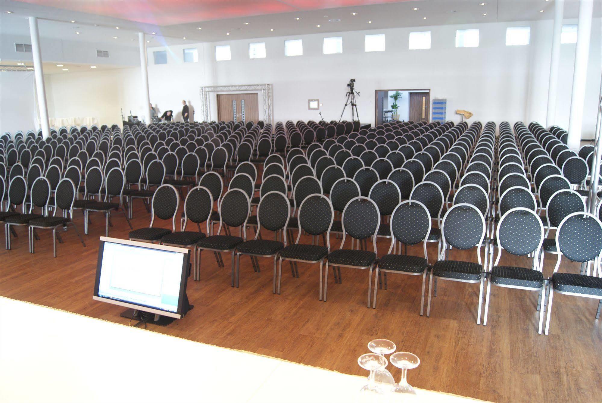 Designhotel + Congresscentrum Wienecke Xi. ฮันโนเวอร์ ภายนอก รูปภาพ
